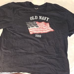 Men's shorts size 40,t-shirts, swim trunks.